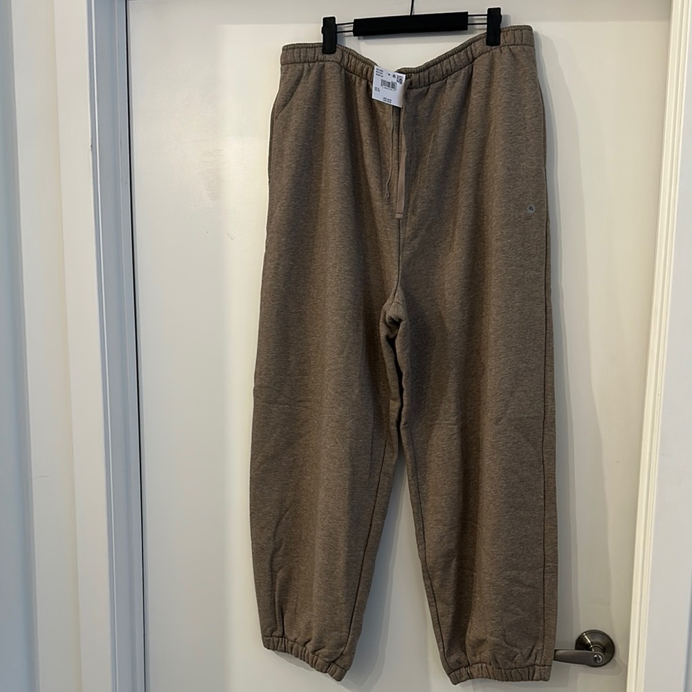 Women’s Brown Sweatpants NWT